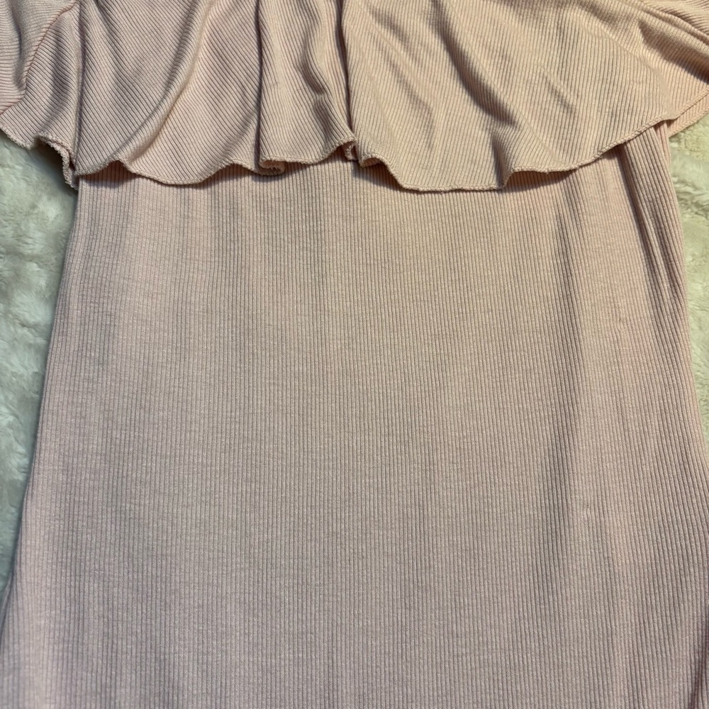 Express Bodysuit XS Ruffled Off-Shoulder Top Light Pink Ribbed Rayon Spandex - Picture 6 of 14